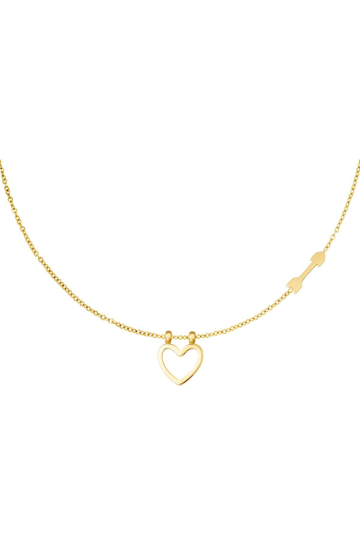 Necklace with heart and arrow